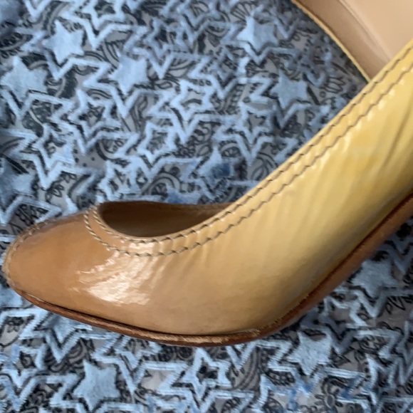 Prada Heels - Picture 6 of 16